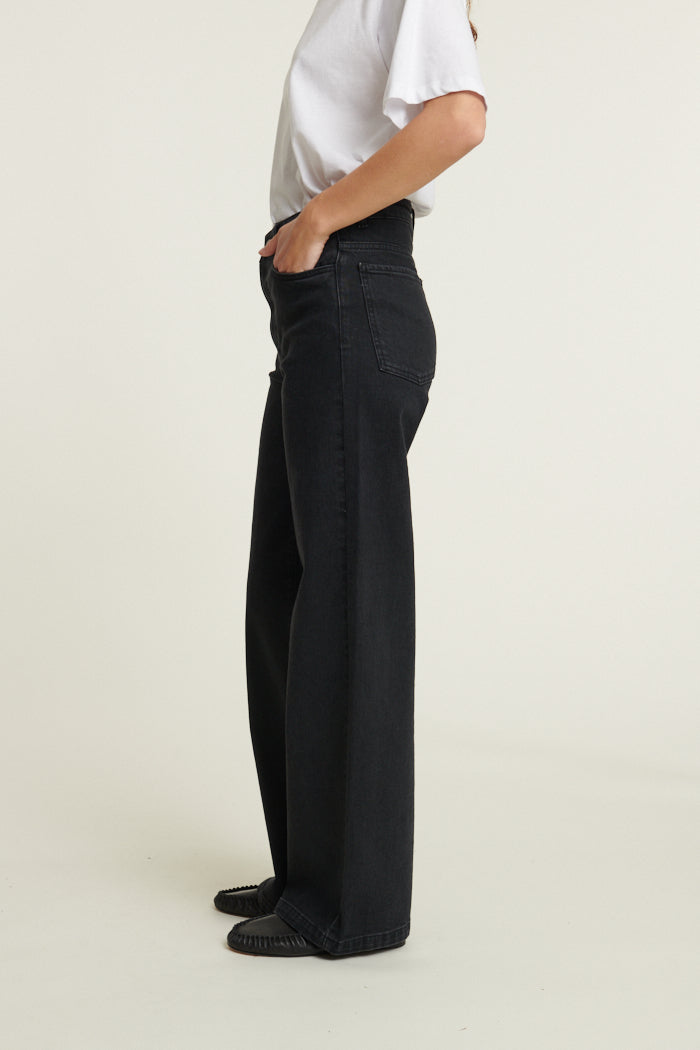 Basic Apparel Enya Jeans Jeans 001 Black